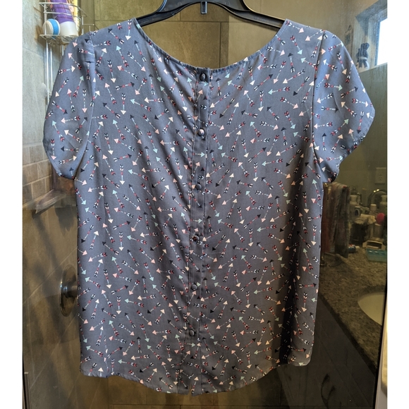 Torrid Georgette Button Back Top - Picture 4 of 6